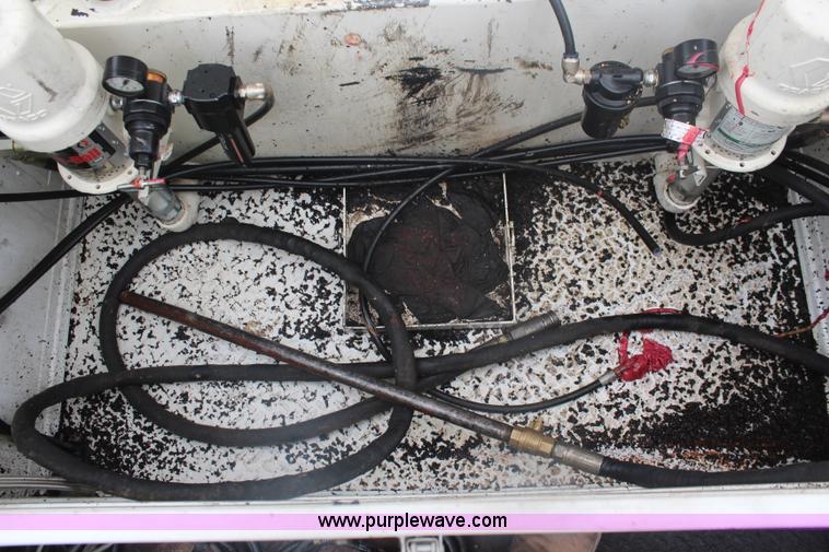 image for item K7153 2008 Ford F550 utility truck