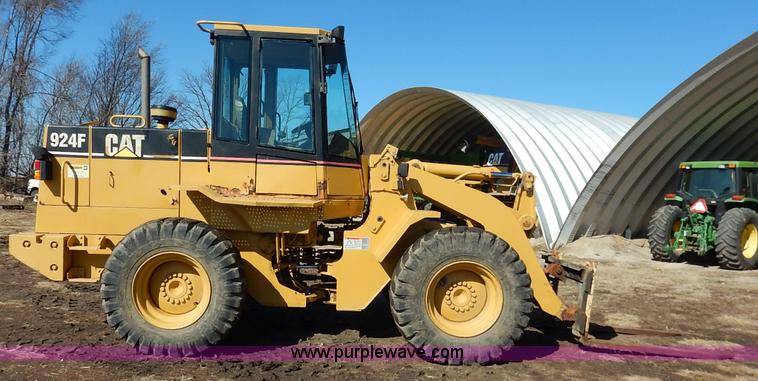 image for item K7159 1996 Caterpillar 924F wheel loader