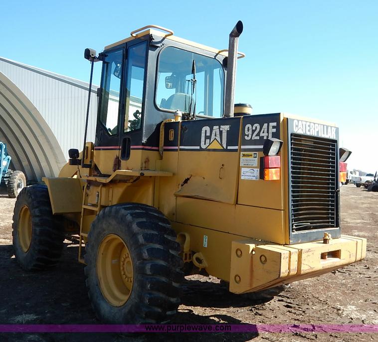 image for item K7159 1996 Caterpillar 924F wheel loader