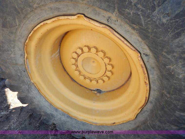 image for item K7159 1996 Caterpillar 924F wheel loader