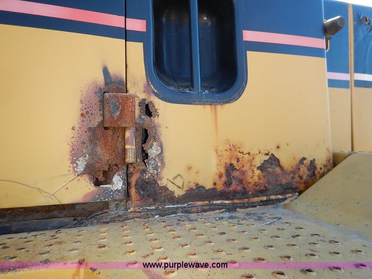 image for item K7159 1996 Caterpillar 924F wheel loader