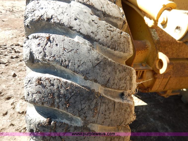 image for item K7159 1996 Caterpillar 924F wheel loader