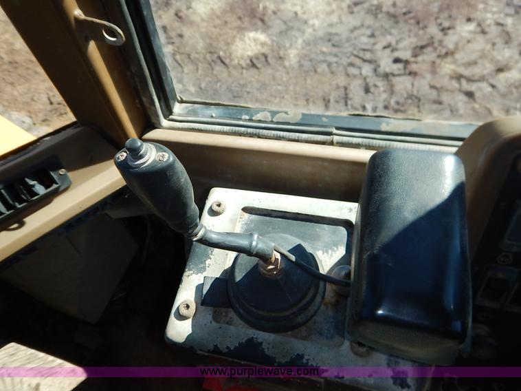 image for item K7159 1996 Caterpillar 924F wheel loader