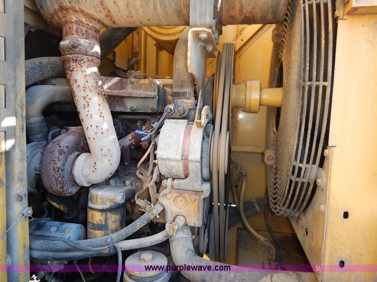 image for item K7159 1996 Caterpillar 924F wheel loader