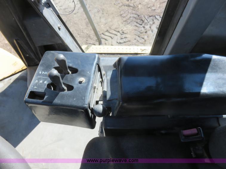 image for item K7160 1999 Caterpillar 950G wheel loader