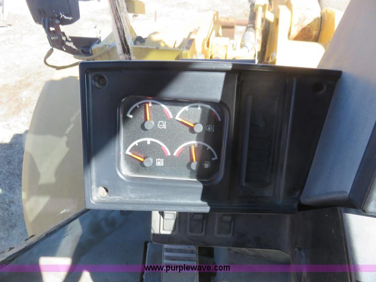 image for item K7160 1999 Caterpillar 950G wheel loader