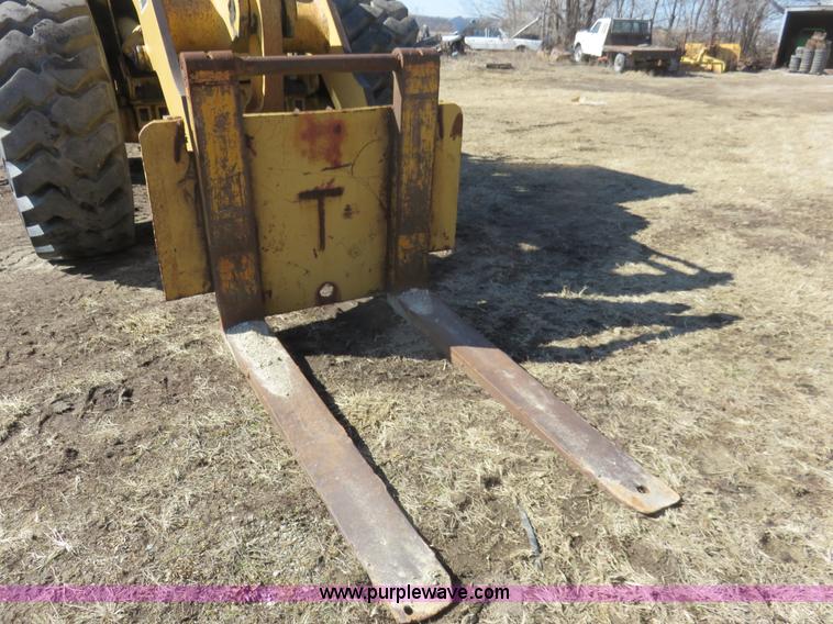 image for item K7160 1999 Caterpillar 950G wheel loader