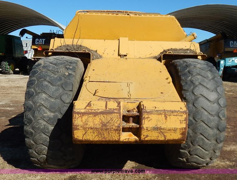 image for item K7161 2001 Caterpillar 613C Series II scraper