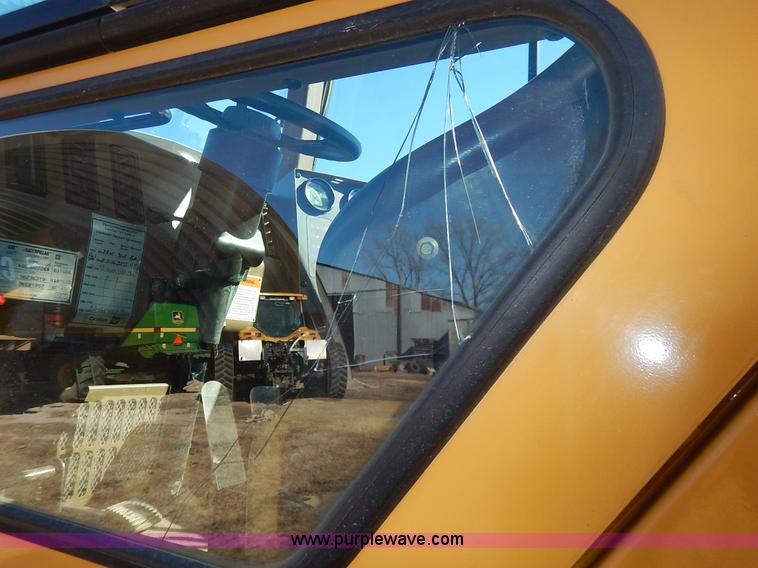 image for item K7161 2001 Caterpillar 613C Series II scraper