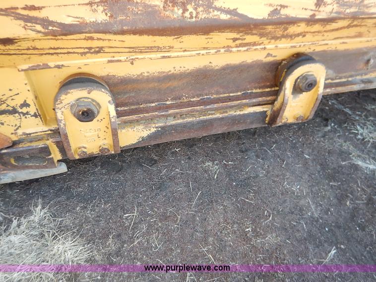 image for item K7161 2001 Caterpillar 613C Series II scraper
