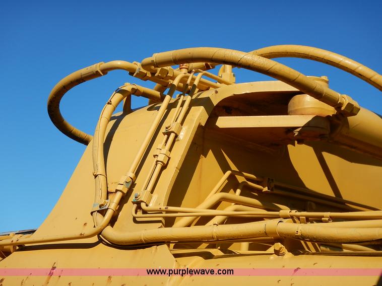 image for item K7161 2001 Caterpillar 613C Series II scraper