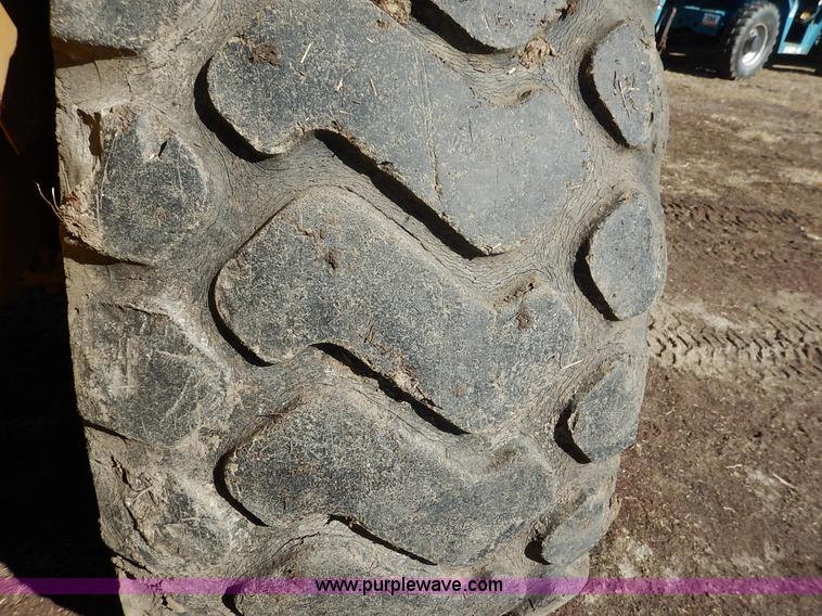 image for item K7161 2001 Caterpillar 613C Series II scraper