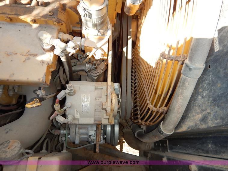 image for item K7161 2001 Caterpillar 613C Series II scraper