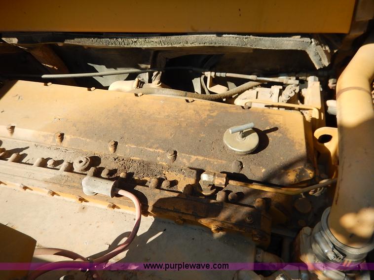 image for item K7161 2001 Caterpillar 613C Series II scraper