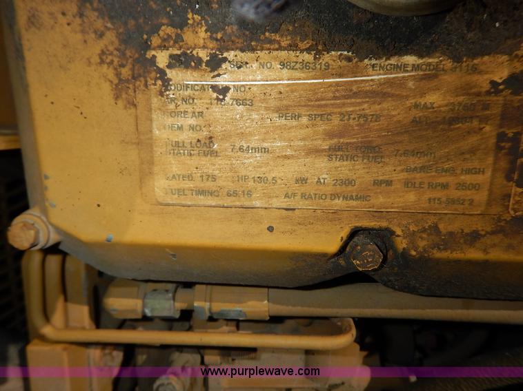 image for item K7161 2001 Caterpillar 613C Series II scraper