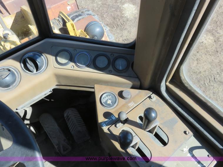 image for item K7162 1990 Caterpillar 936E wheel loader