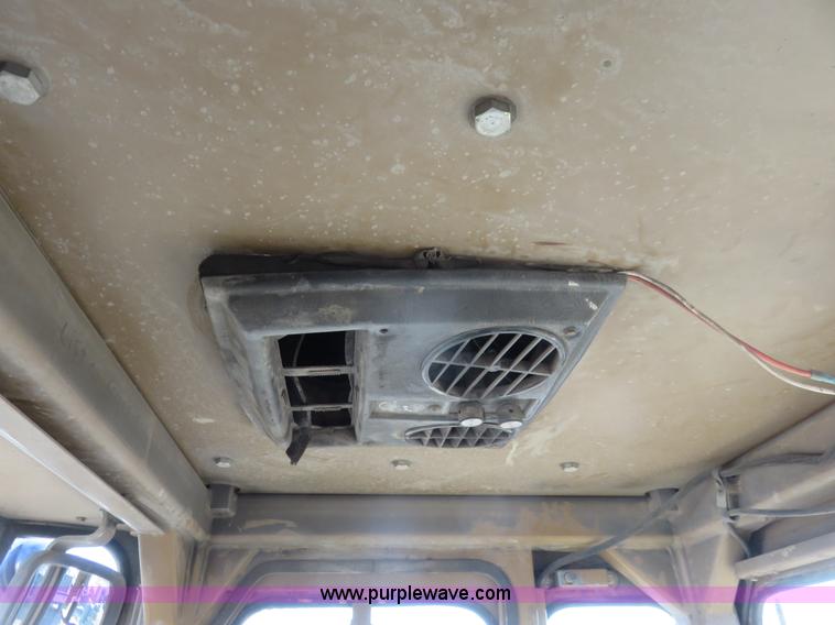 image for item K7162 1990 Caterpillar 936E wheel loader