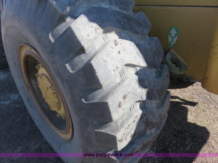 image for item K7162 1990 Caterpillar 936E wheel loader