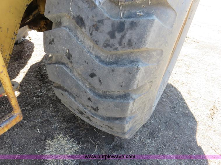 image for item K7162 1990 Caterpillar 936E wheel loader