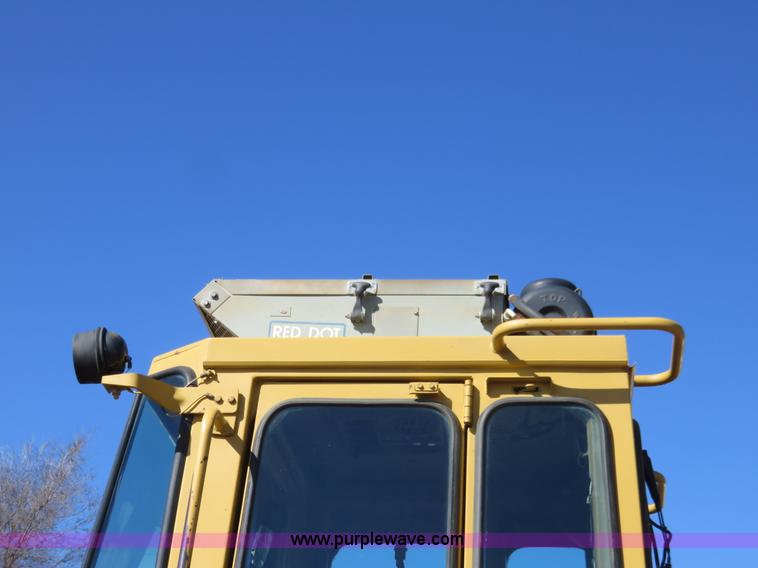 image for item K7162 1990 Caterpillar 936E wheel loader