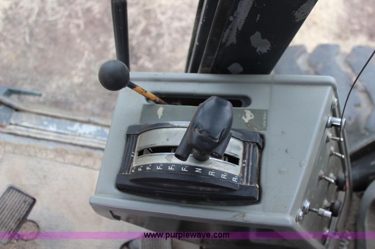 image for item K7163 1995 Komatsu GD650A-2B motor grader