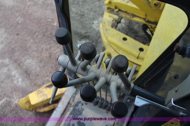 image for item K7163 1995 Komatsu GD650A-2B motor grader