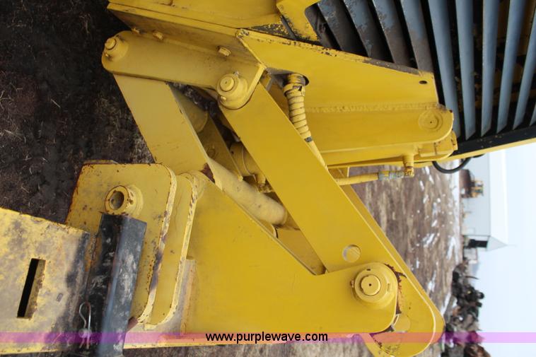 image for item K7163 1995 Komatsu GD650A-2B motor grader