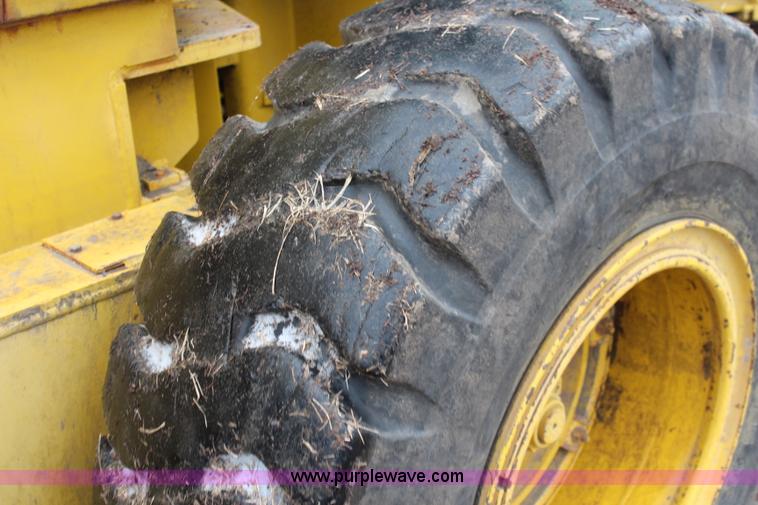 image for item K7163 1995 Komatsu GD650A-2B motor grader