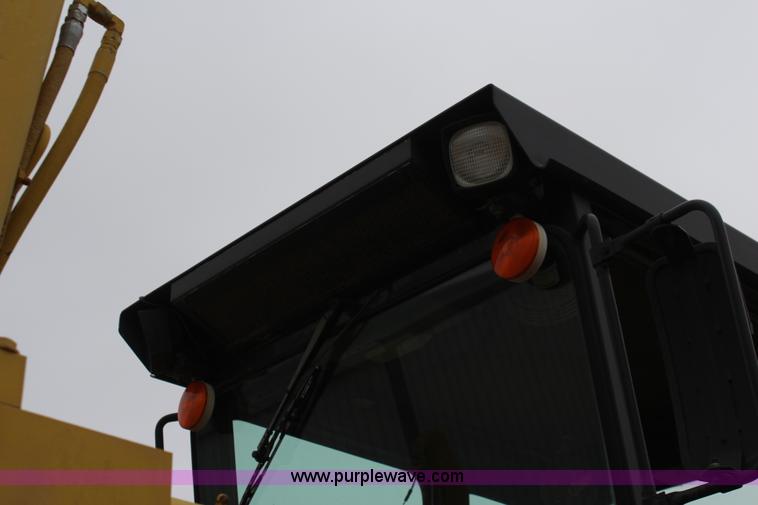 image for item K7163 1995 Komatsu GD650A-2B motor grader