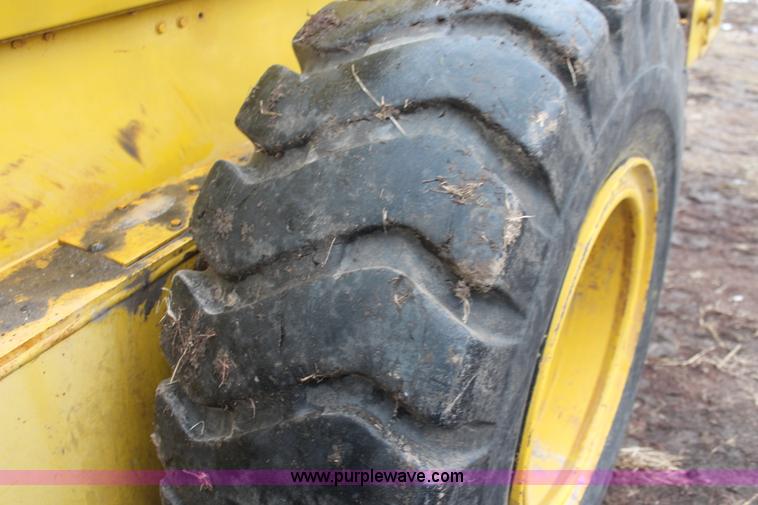 image for item K7163 1995 Komatsu GD650A-2B motor grader