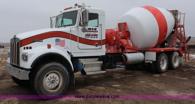 image for item K7164 1990 Kenworth W900 concrete truck