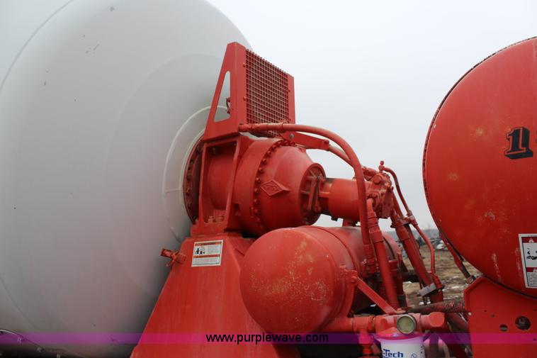 image for item K7164 1990 Kenworth W900 concrete truck