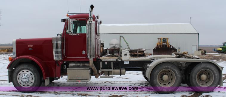 image for item K7181 1999 Peterbilt 379 semi truck