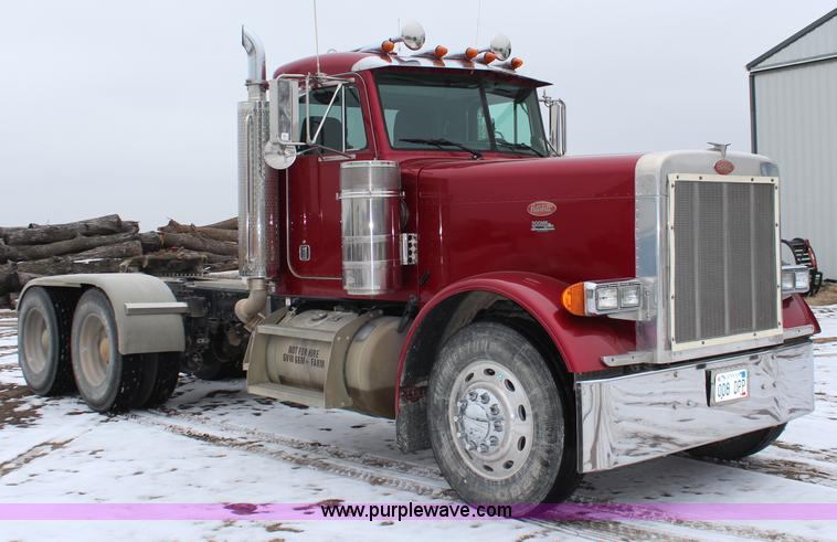 image for item K7181 1999 Peterbilt 379 semi truck