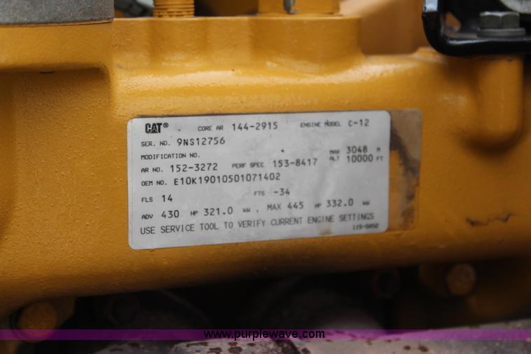 image for item K7181 1999 Peterbilt 379 semi truck