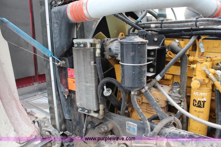 image for item K7181 1999 Peterbilt 379 semi truck