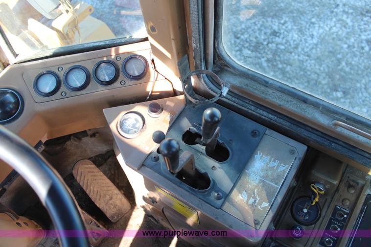 image for item K8821 1993 Caterpillar 936F wheel loader