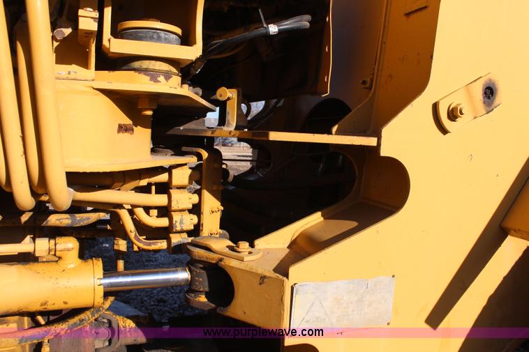image for item K8821 1993 Caterpillar 936F wheel loader