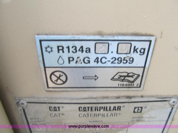 image for item K8833 2000 Caterpillar D9R dozer