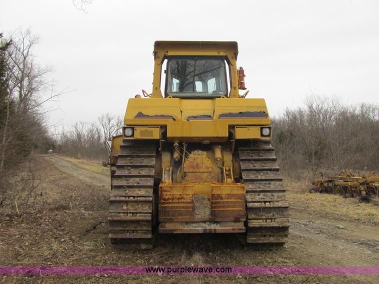 image for item K8834 2000 Caterpillar D9R dozer