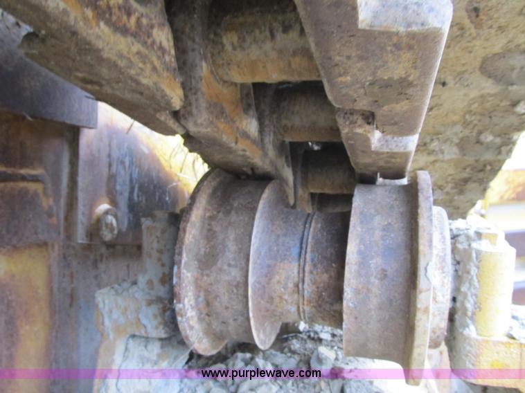 image for item K8834 2000 Caterpillar D9R dozer