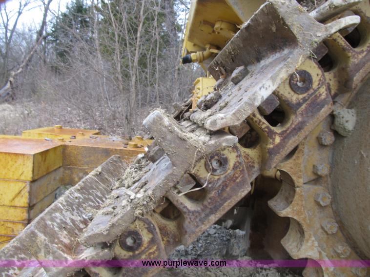 image for item K8834 2000 Caterpillar D9R dozer