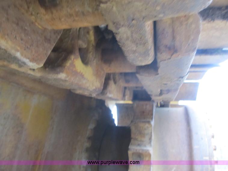 image for item K8834 2000 Caterpillar D9R dozer