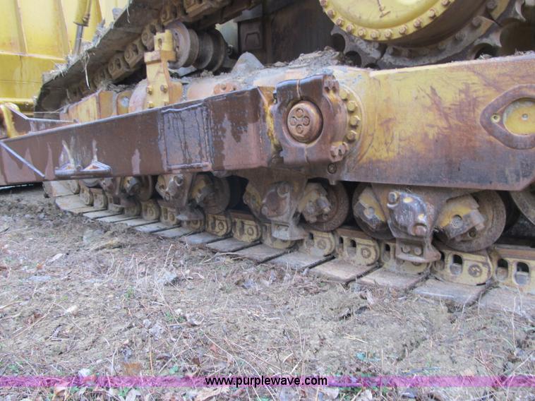 image for item K8834 2000 Caterpillar D9R dozer