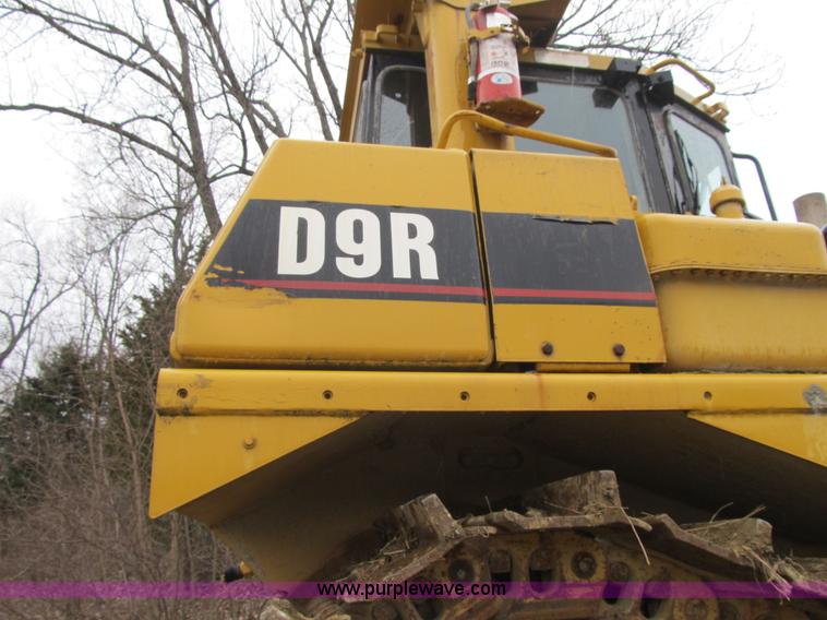 image for item K8834 2000 Caterpillar D9R dozer