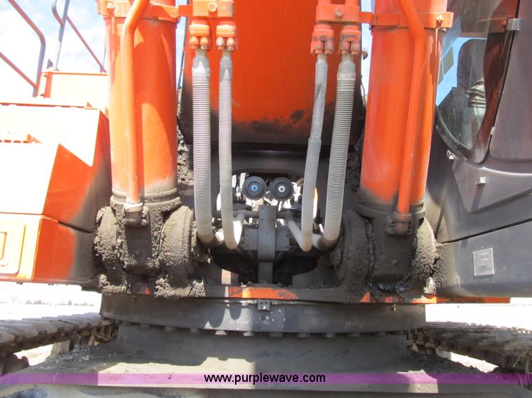 image for item K8838 2006 Hitachi ZX850LC-3 excavator