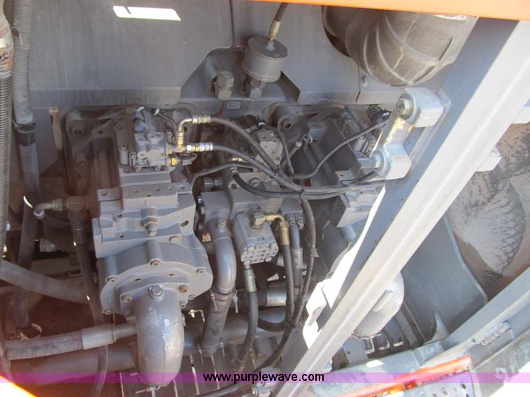 image for item K8838 2006 Hitachi ZX850LC-3 excavator