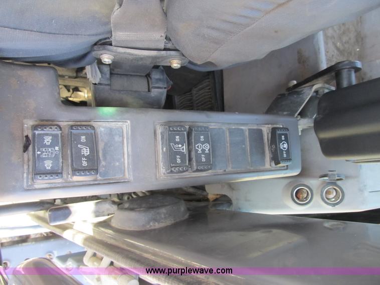 image for item K8838 2006 Hitachi ZX850LC-3 excavator