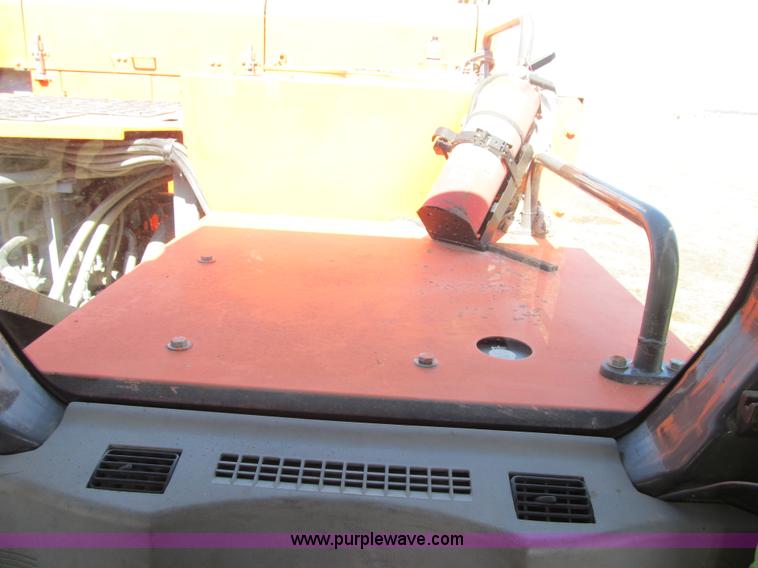 image for item K8838 2006 Hitachi ZX850LC-3 excavator