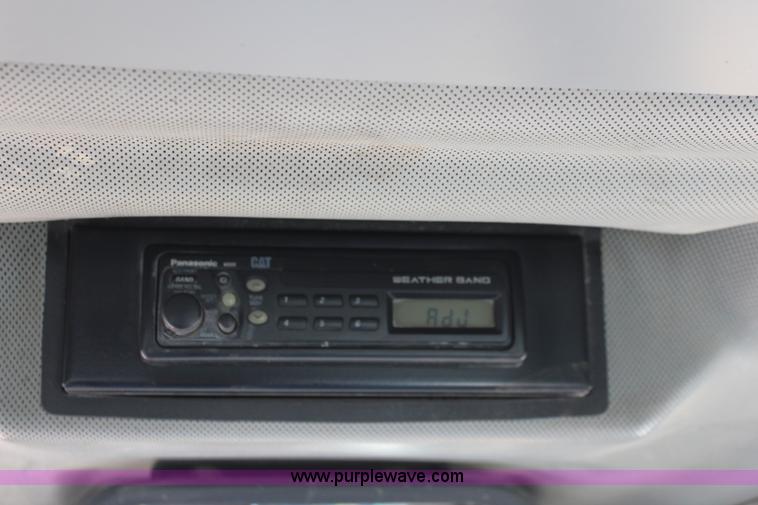 image for item K8839 2001 Caterpillar D8R Series II dozer